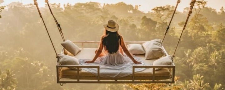 Il flusso del riposo: l’acqua come cura biologica nel lusso del sonno